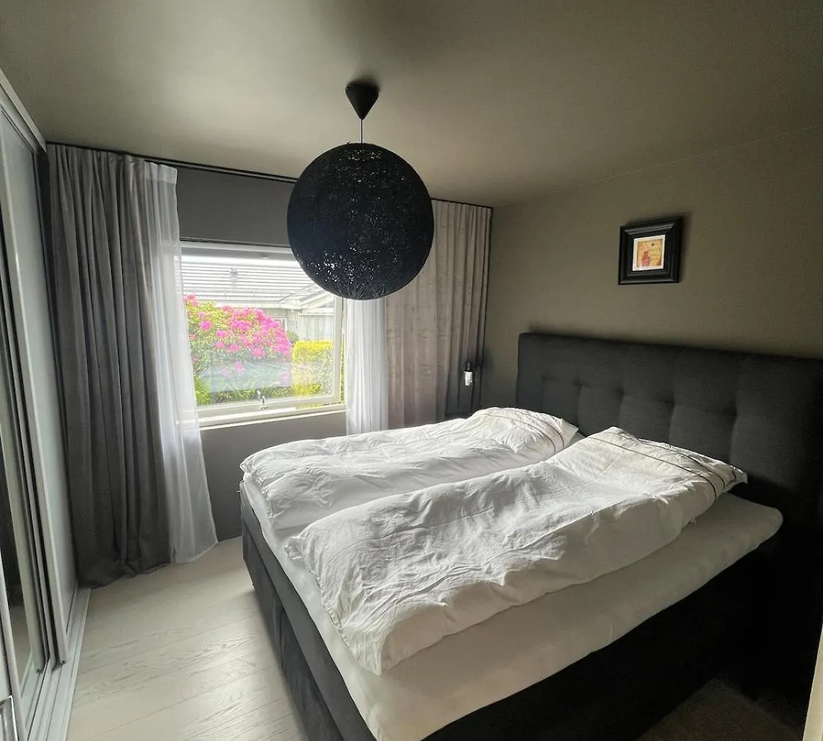 Modern detached house by the mountains & sea Villa Bergen