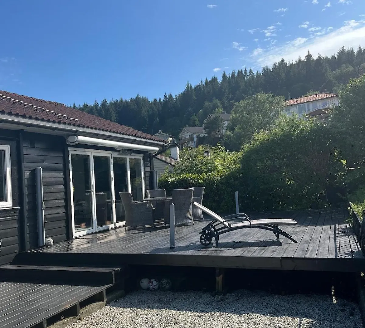 Modern detached house by the mountains & sea Villa Bergen